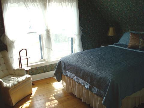 The Bridge Street Inn Charlevoix Ruang foto